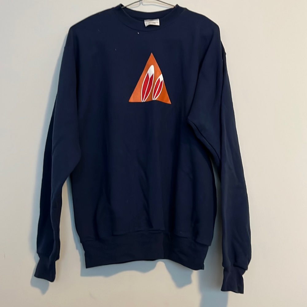 Long sleeve crew neck sweatshirt